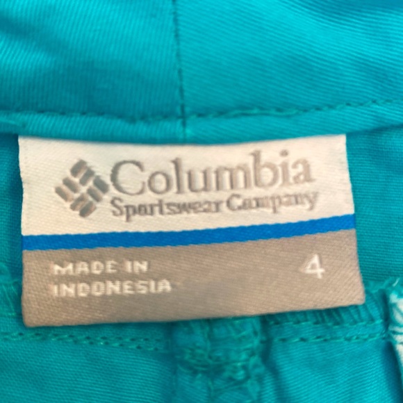 Columbia 4” Inseam 100% Cotton Shorts - Picture 4 of 5